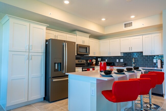 Building Photo - 3171 Paradox Cir