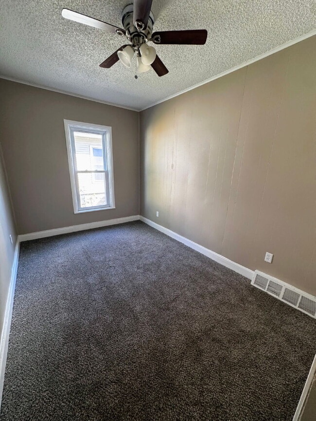 Photo - *Spacious 2-Bedroom Apartment with 1.5 Bath Available Now in Batavia!* Unit Lower