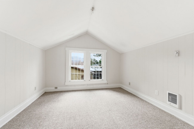 Photo - 1458 S Main St