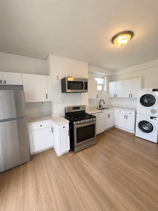 Photo - 280 Lexington St Unit 3