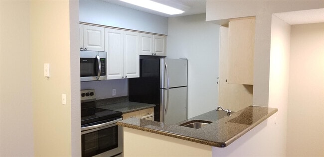 Photo - 2846 S University Dr Unit 4205