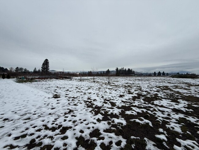 Photo - 24211 E Wellesley Ave Unidad 1 B