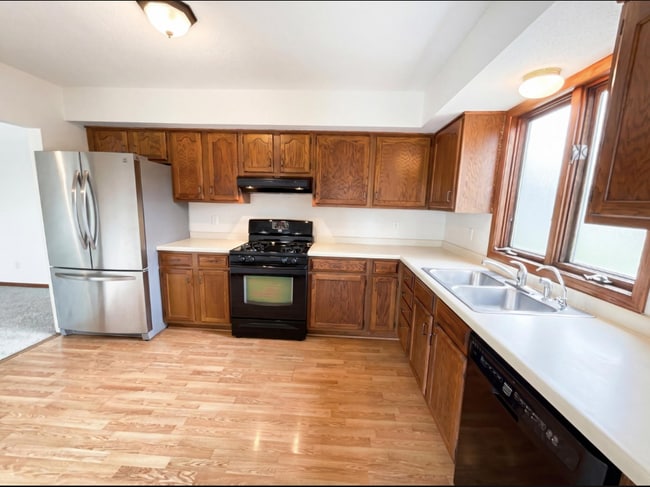 Photo - 14012 Underclift St NW