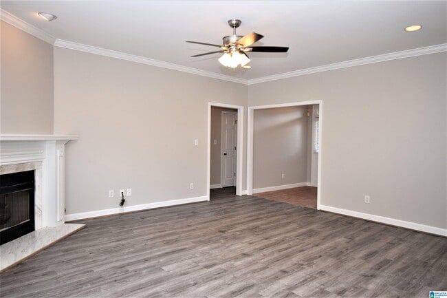 Photo - 5725 Riverbirch Dr