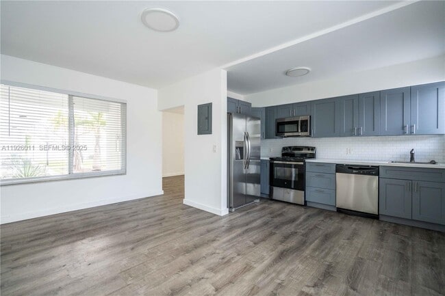 Photo - 1750 S Treasure Dr Unit 1