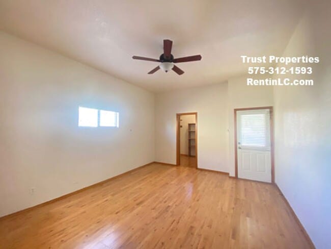 Photo - Spacious 4/3 off Elks Club