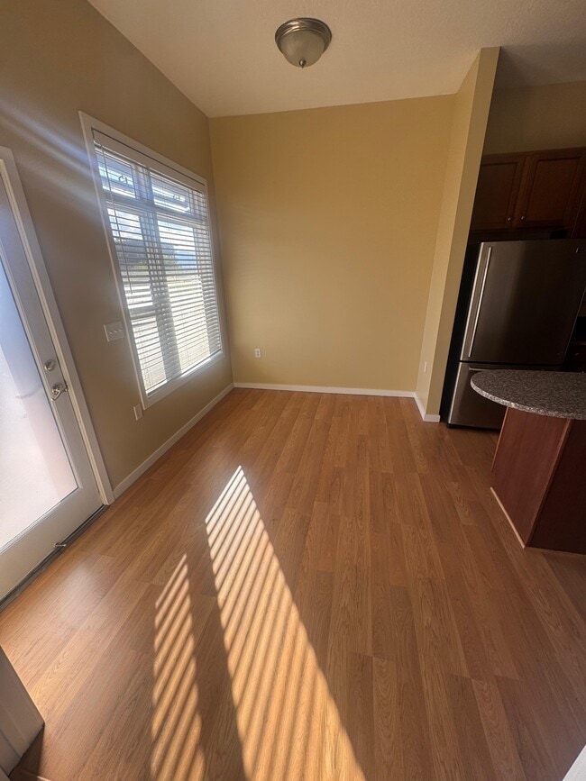 Photo - 2150 S Main St