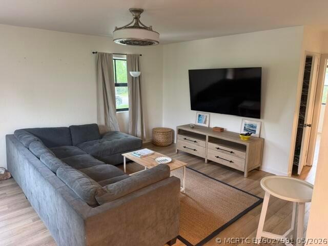 Photo - 211 Princeton Dr