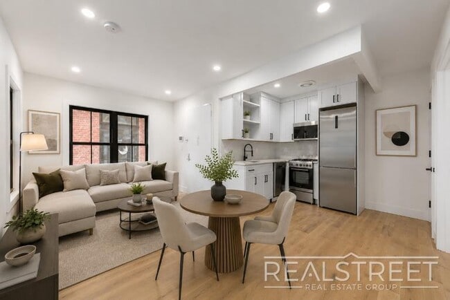 Building Photo - Brand New 2 Bed in Greenwood with W/D in unit!