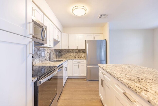 Photo - 114 S Lakeside Dr Unit 116