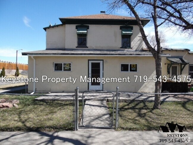 Building Photo - $475 OFF - Move In Special! Two Bedroom Un... Unit #1 Rental