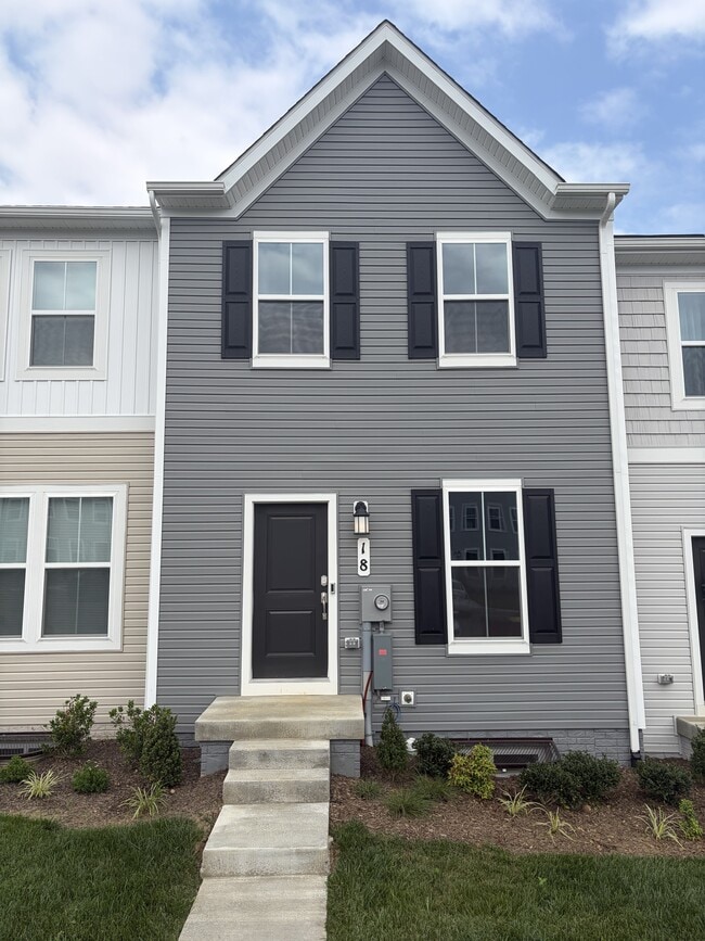 Building Photo - 18 Ironwood Ct