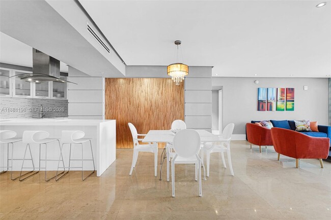 Photo - 16699 Collins Ave Unidad 1103