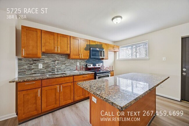 Photo - 5725 Race St