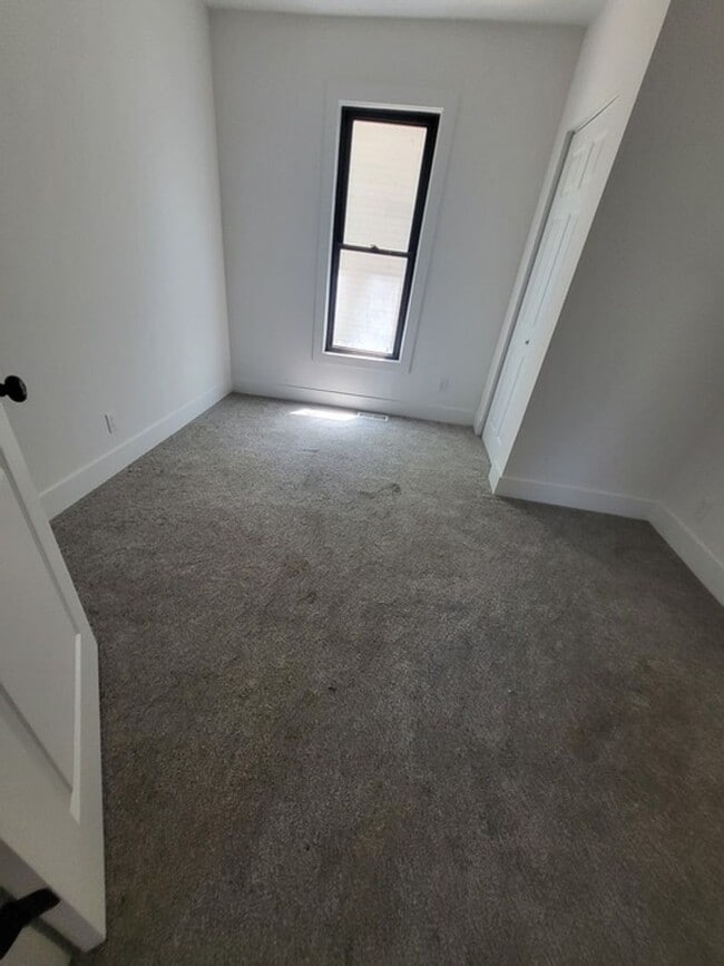 Photo - 3 BED 1 BATH