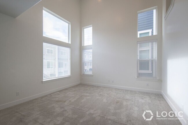 Photo - Stunning Townhome in Lehi!!