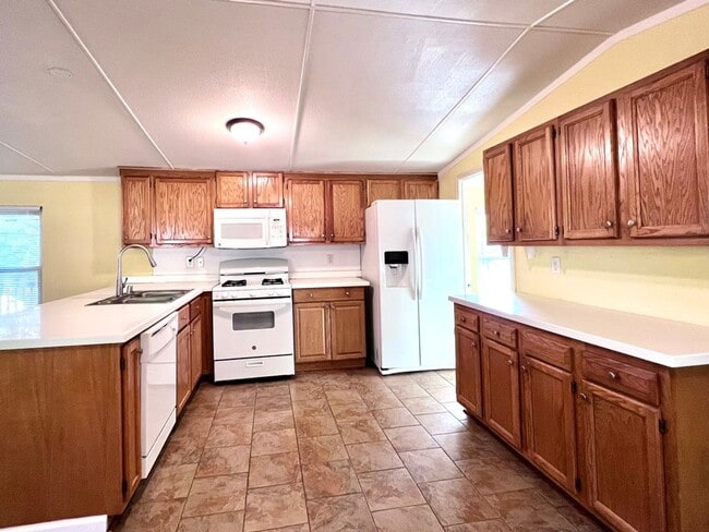 Photo - 2 Bedroom On Nicely Sized Lot