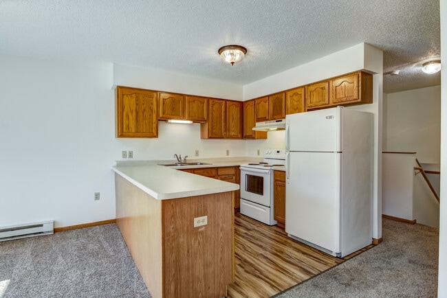 Photo - 2820 Edgewood Dr