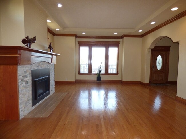 4465 Countryside Ct NE