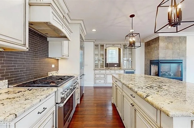 Photo - 187 Forest St