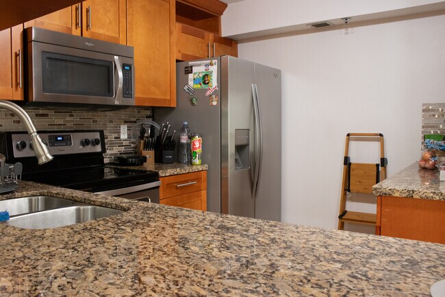 Photo - 1621 Collins Ave Unit 310