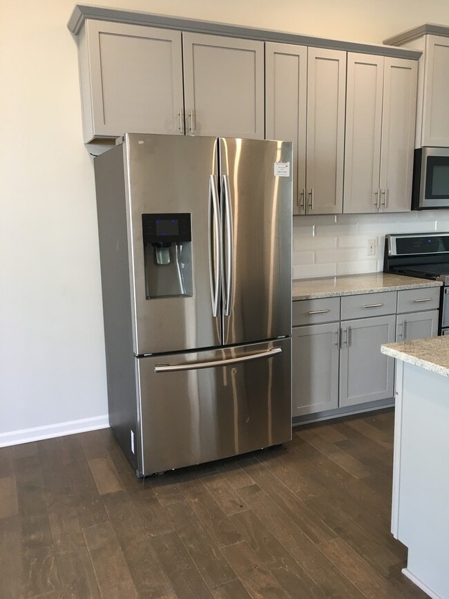 Photo - Excellent Location!!!Townhome