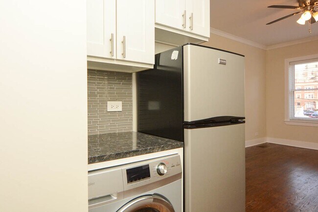 Photo - 646.5 W Roscoe St Unit N2