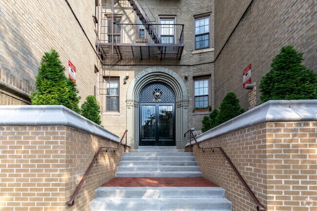 Photo - 1100 Grand Concourse