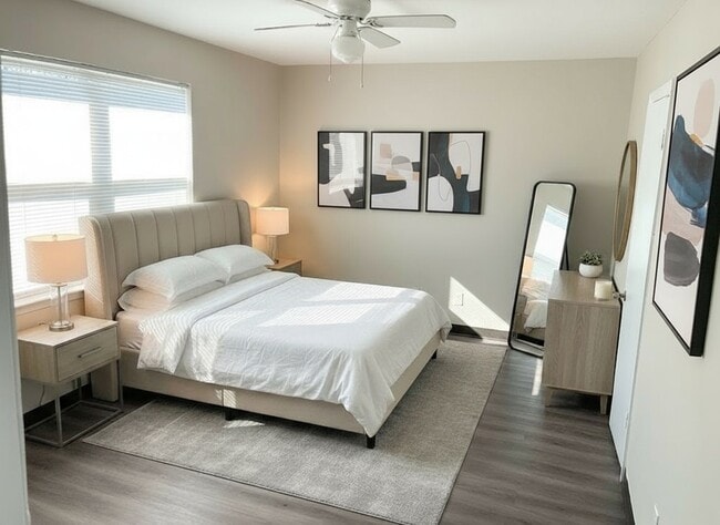 Photo - 1512 11th Ave N