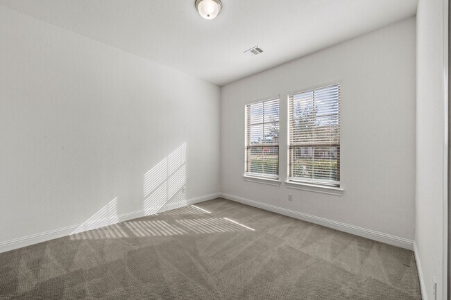 Photo - 18935 Wild Thornberry Dr