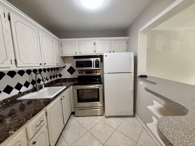Photo - 134 Sussex G Unit 134