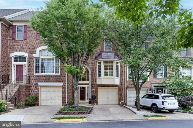 Photo - 6408 Gladys May Ln Townhome