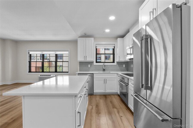 Photo - 11 Purdy St Unit 202