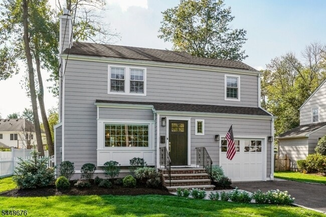 Photo - 256 Woodland Ave