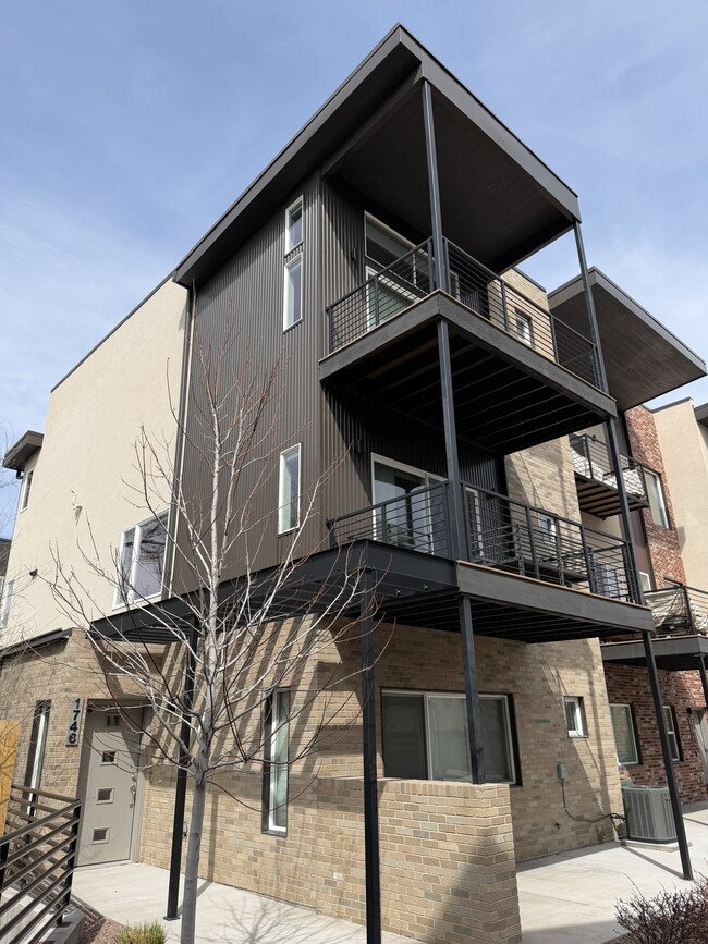 Photo - 1746 Creek Edge Vw