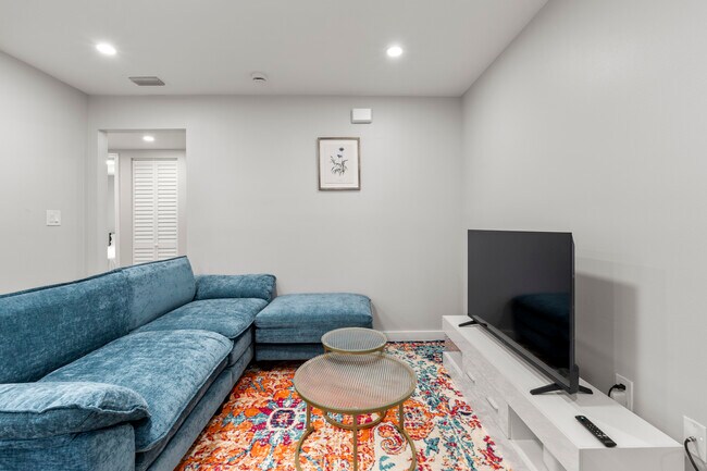Living Room - Kissimmee Apartments