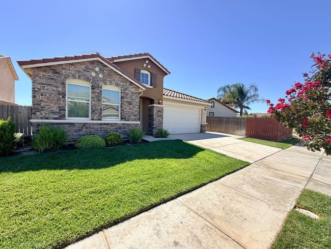 Photo - 1587 Manzanita Way