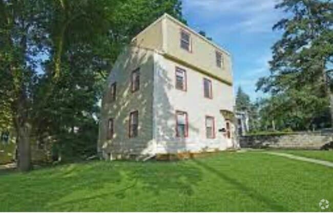 Building Photo - 406 Wilder Pl Unit 2 Rental