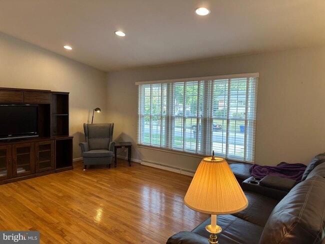 Photo - 2503 Stirrup Ln