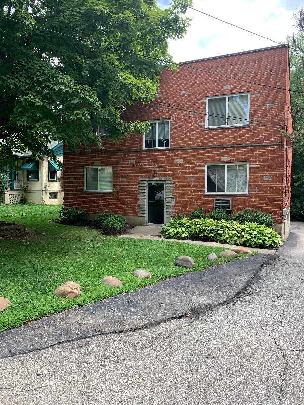 Building Photo - 2258 Salvador St