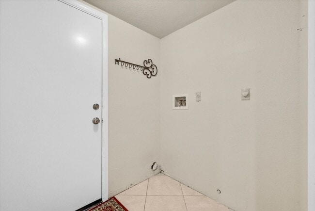 Photo - 1070 Cannon Rd