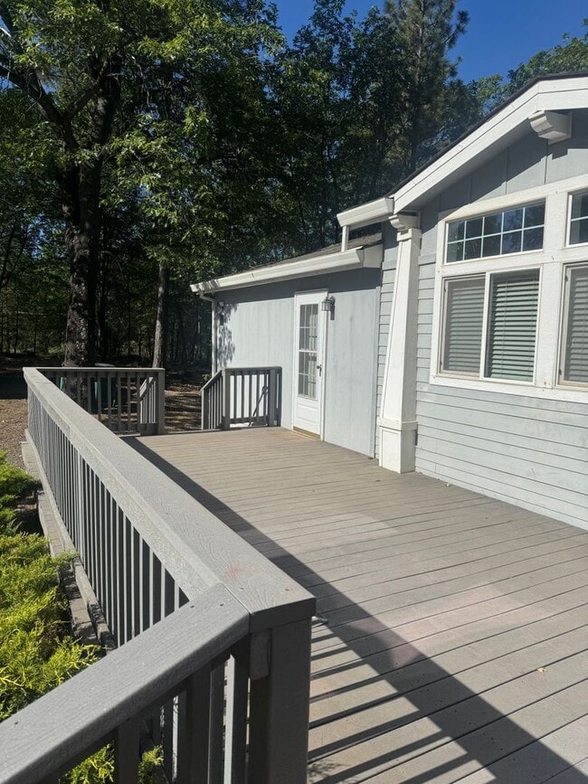 Photo - 3 BEDROOM COUNTRY HOME IN SHINGLETOWN