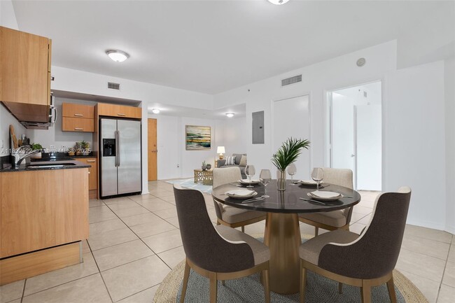 Building Photo - 350 S Miami Ave Unit 1107