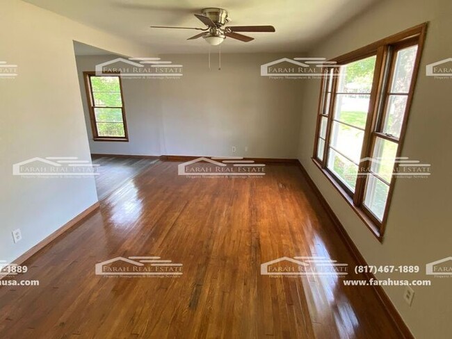 3 Bedroom Home Located In Haltom City, Tx! Rental - House Rental In 