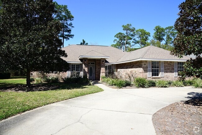 Building Photo - 1402 Ernest Hemingway Dr Rental