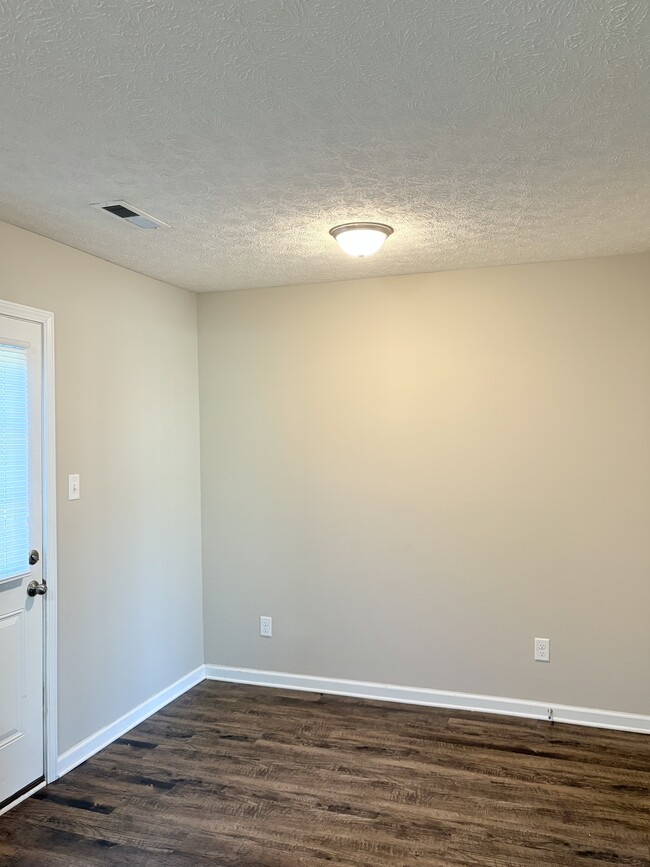 Photo - 110 Bright St