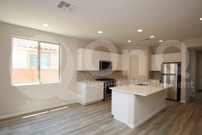 Photo - 7041 W Coles Rd