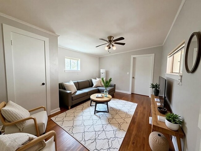 Building Photo - New Listing! - Great opportunity in Little Rock!