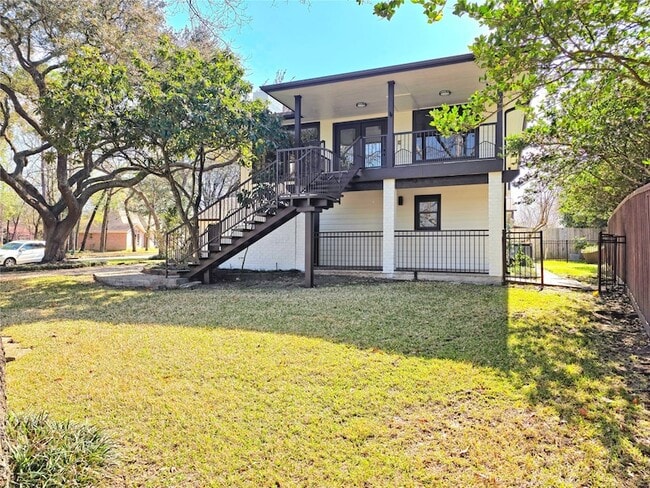 Photo - 190 Dawns Edge Dr