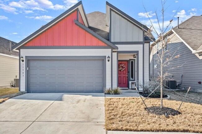 Photo - 11903 Clayton Creek Ave House